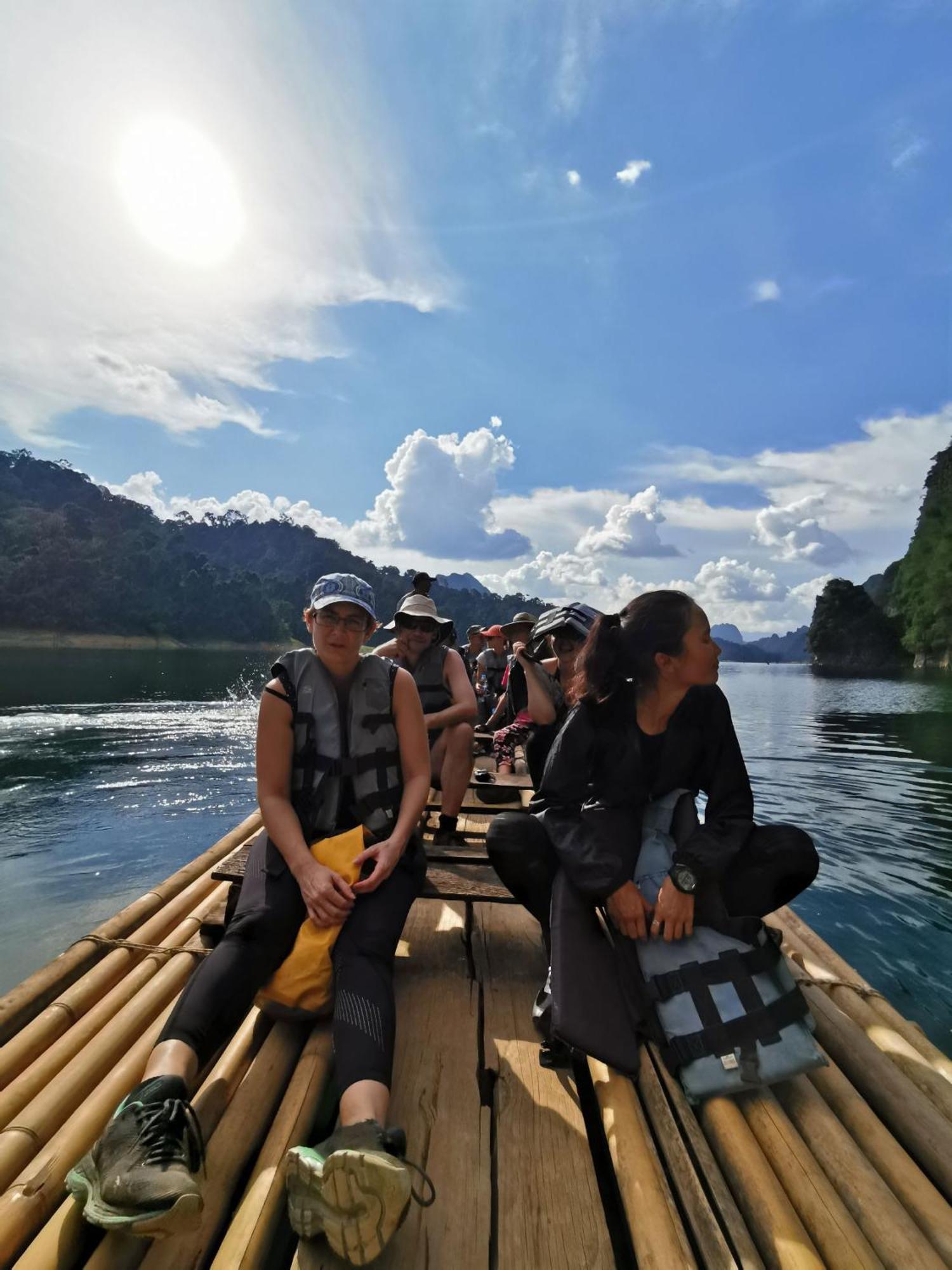 Khaosok Happy House Bed & Breakfast Khao Sok National Park Exterior foto