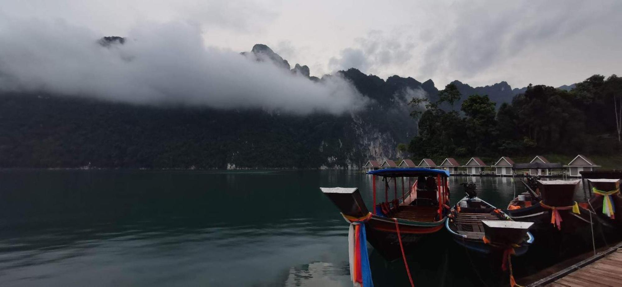 Khaosok Happy House Bed & Breakfast Khao Sok National Park Exterior foto